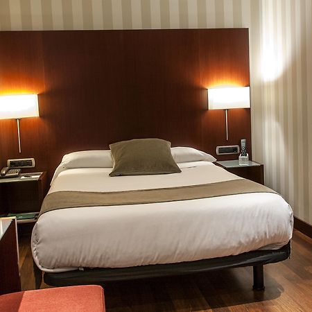 Zenit Borrell Hotel Barcelona Exterior photo