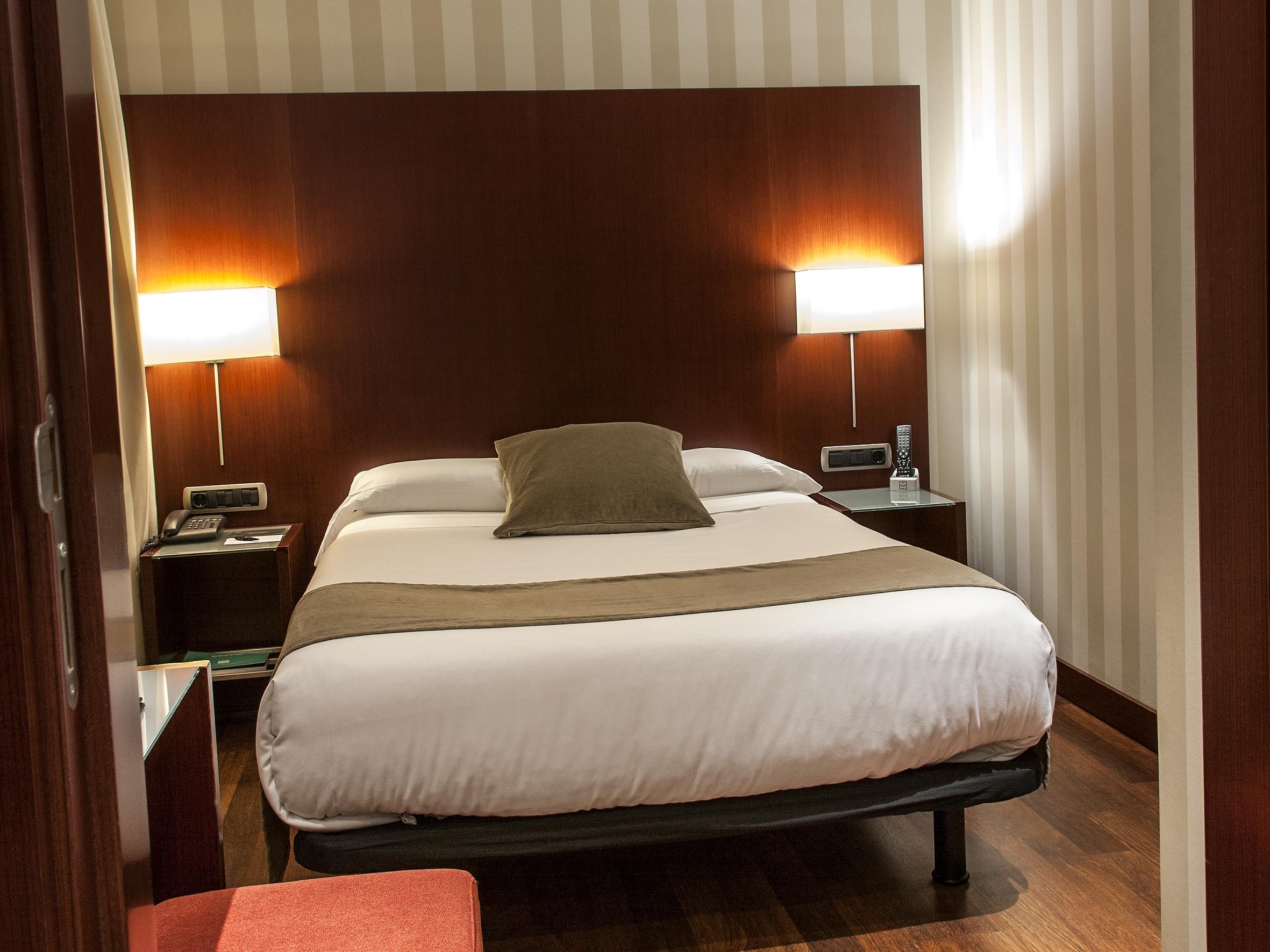 Zenit Borrell Hotel Barcelona Exterior photo
