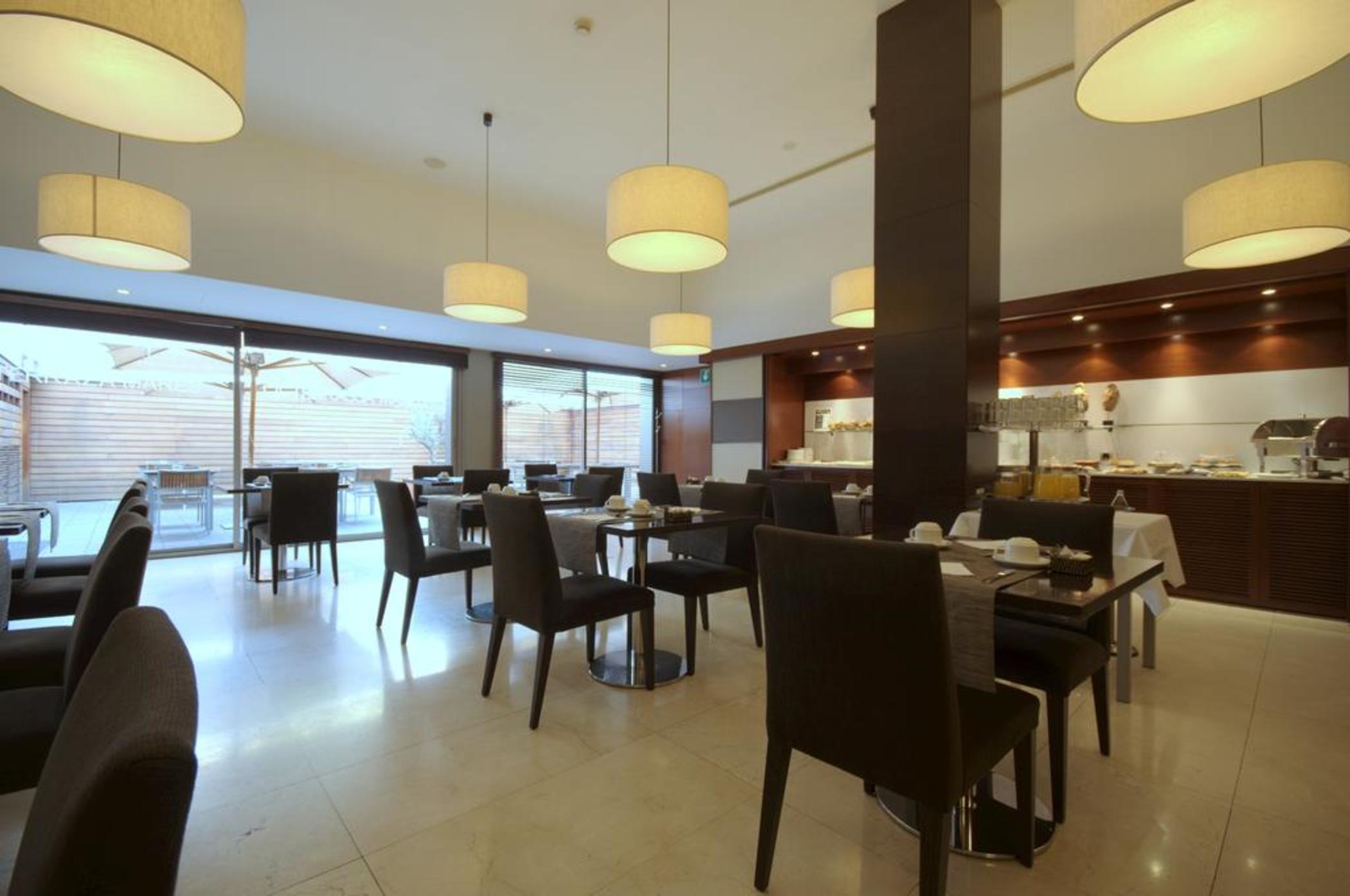 Zenit Borrell Hotel Barcelona Exterior photo