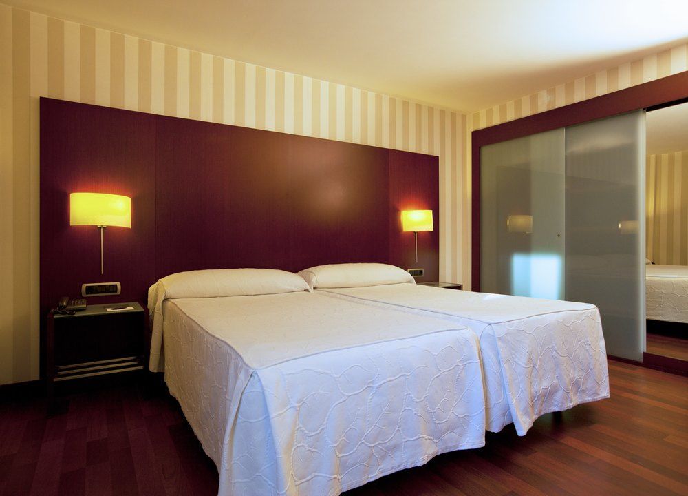 Zenit Borrell Hotel Barcelona Exterior photo