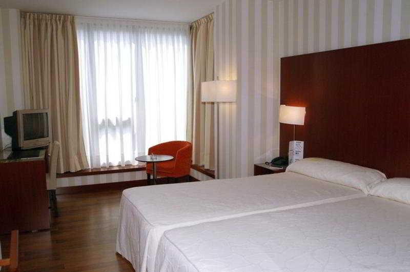 Zenit Borrell Hotel Barcelona Room photo