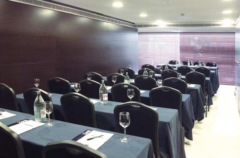 Zenit Borrell Hotel Barcelona Exterior photo