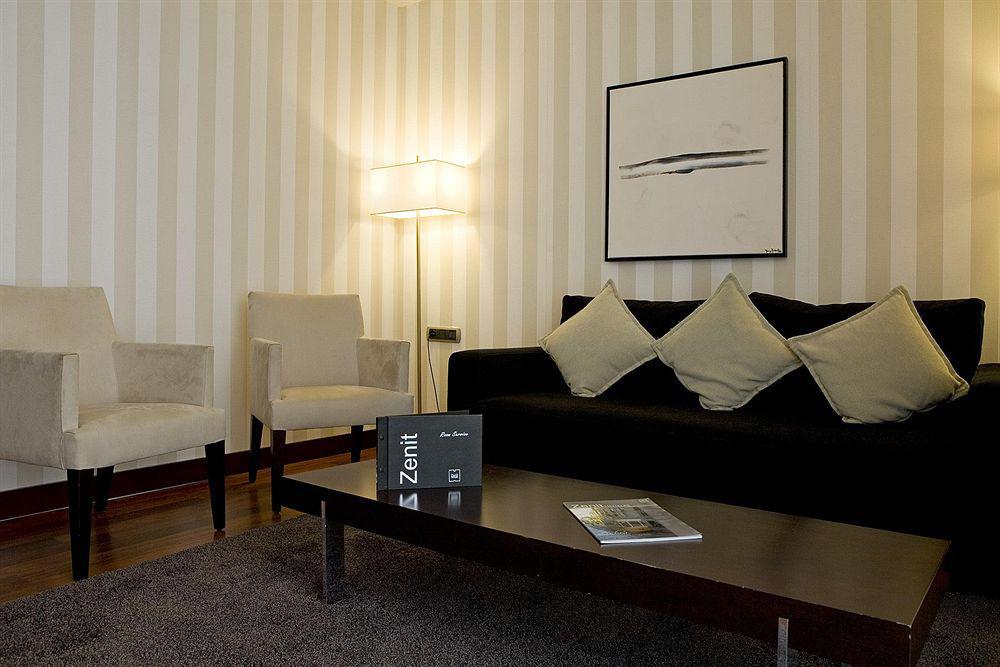 Zenit Borrell Hotel Barcelona Room photo