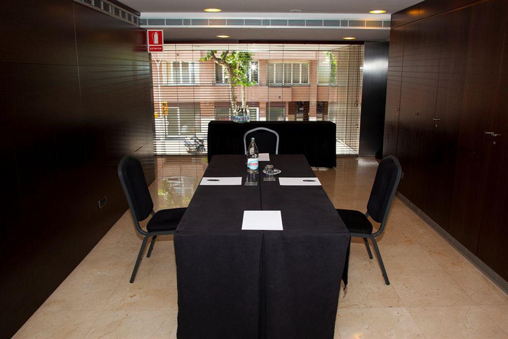 Zenit Borrell Hotel Barcelona Exterior photo